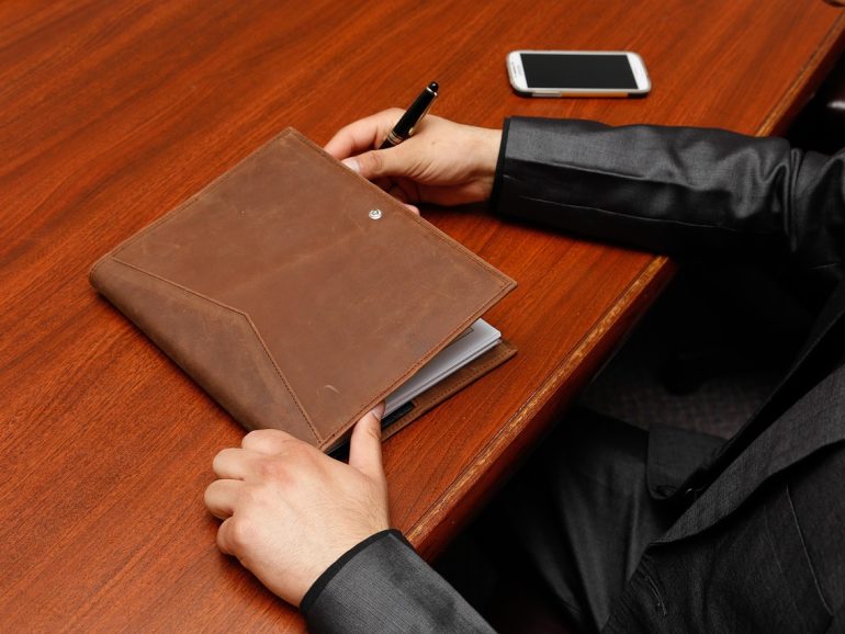 How to Attract Top Talent to Your Family Office: Strategies That Work