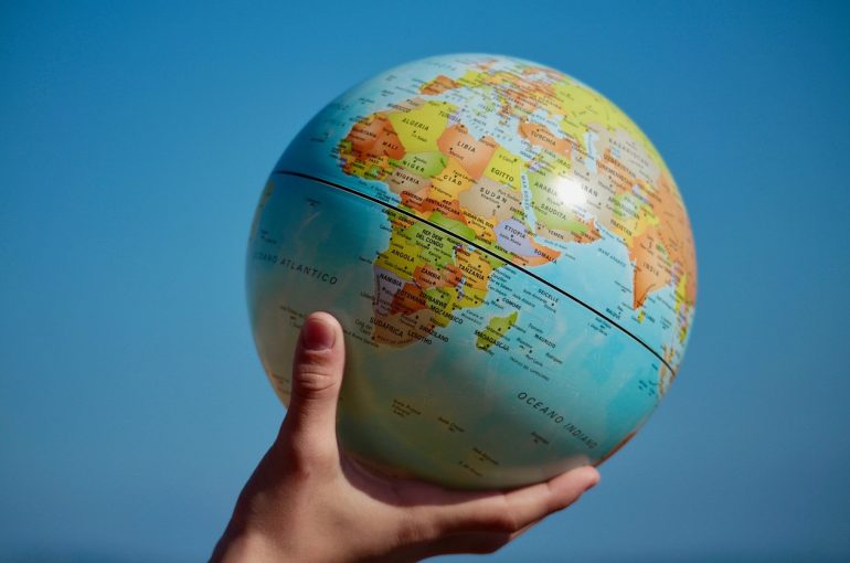 Bridging Continents: The Role of a UK-Savvy International Executive Search Firm in Global Recruitment