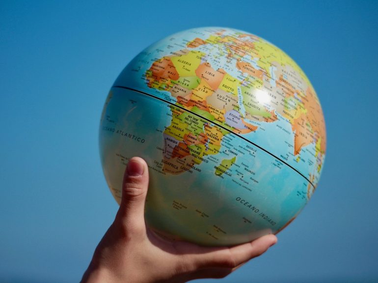 Bridging Continents: The Role of a UK-Savvy International Executive Search Firm in Global Recruitment