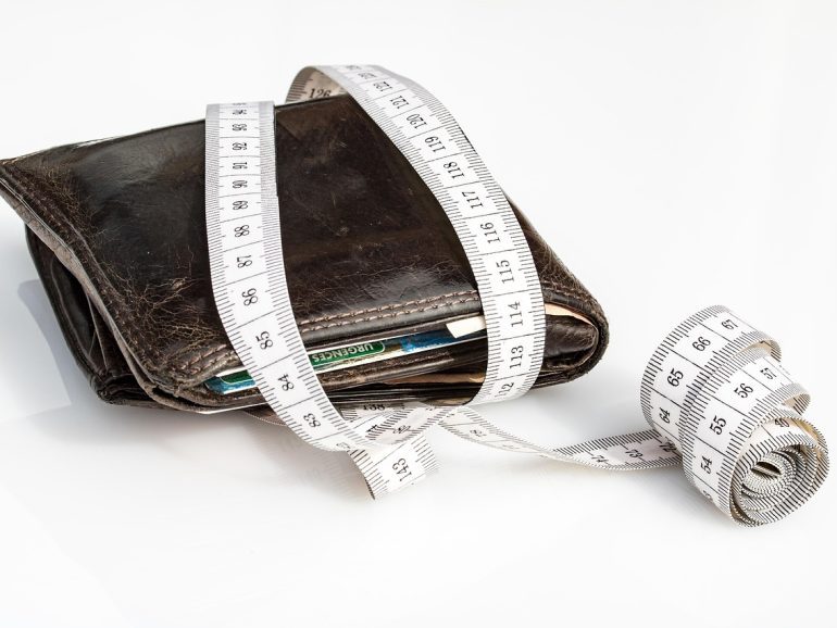 From Panic to Plan: Navigating the Initial 72 Hours of a Cash Flow Crisis
